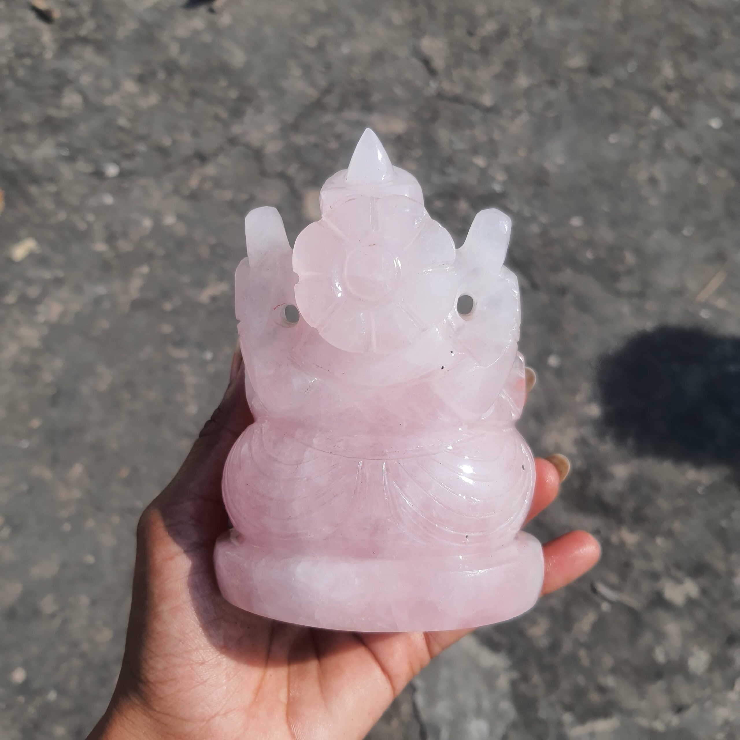 Rose quartz Ganesha idol, 4.75" Pink rose quartz stone Ganesha statue, Gemstone god statue - Image 7