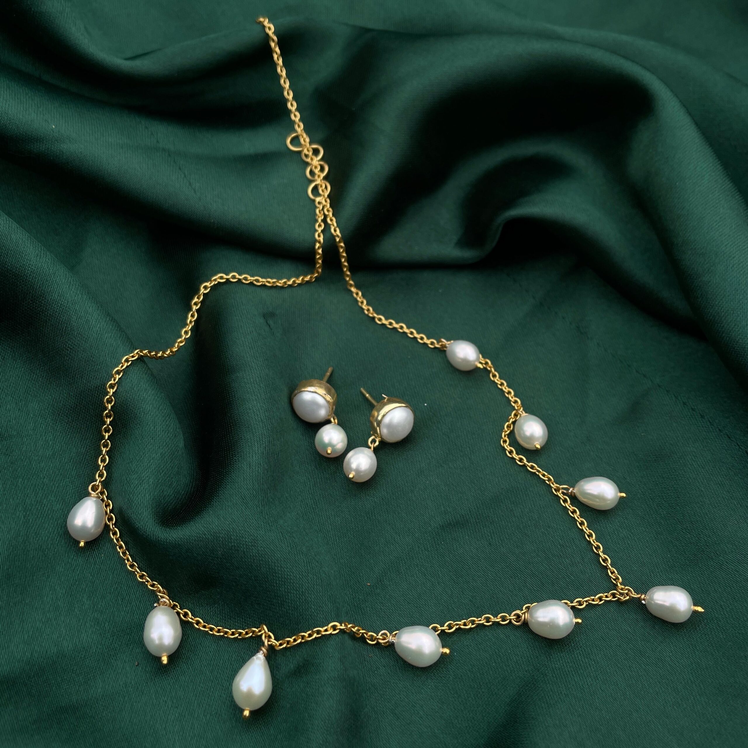 Elegant Pearl Necklace Set, Authentic White Pearl Necklace with Silver Earrings, Perfect for Weddings and Luxury Gifts - Image 3