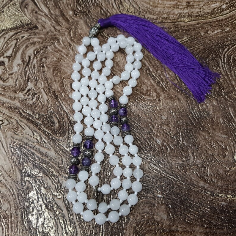 Natural White Agate Stone Mala 108 Agate Beads Mala 9MM Agate Beads Mala White Stone Prayer Jaap Mala - Image 5