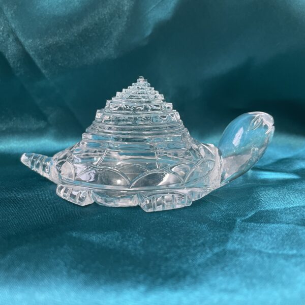 Top quality Crystal Shree yantra on Tortoise, White Himalayan Crystal Clean Sphatik Shri yantra on Tortoise - Image 4