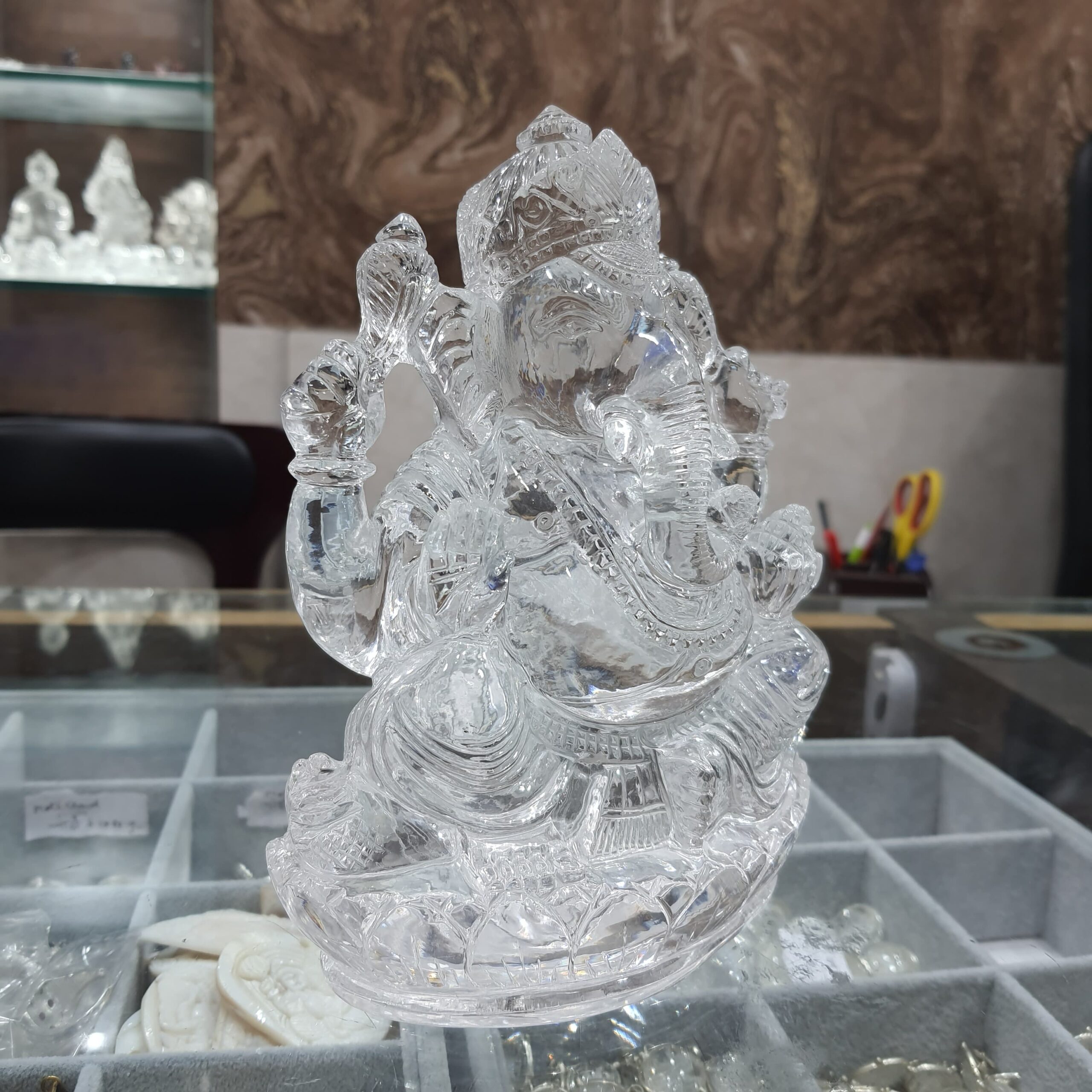 Crystal Sphatik Ganesha Statue with Lab Certificate, White Crystal Sphatik Ganesha Idol 18.50 Centimeters - Image 9