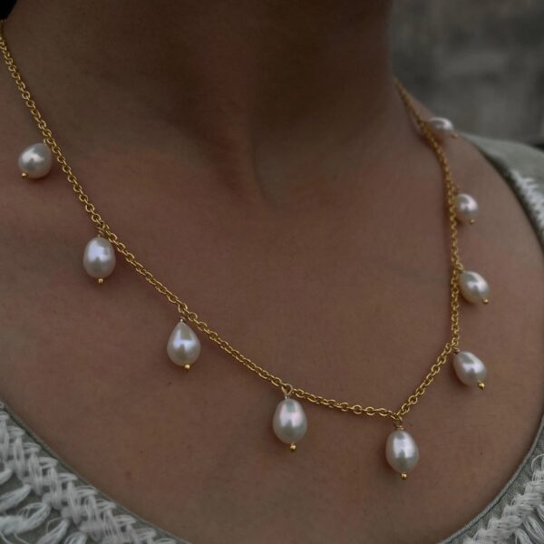Elegant Pearl Necklace Set, Authentic White Pearl Necklace with Silver Earrings, Perfect for Weddings and Luxury Gifts - Image 6