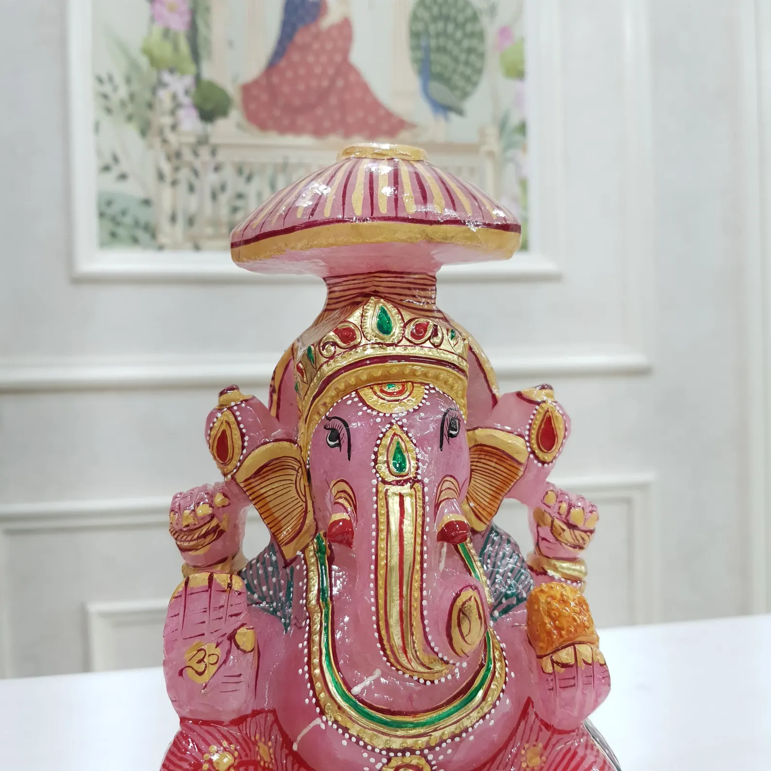 Rose Quartz Ganesha Statue: Hand-Carved Ganesh Idol with Golden Paint - Image 4