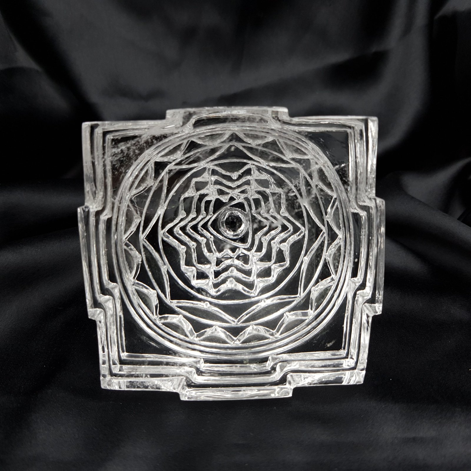 Crystal Shree Yantra, White 3.50" Sphatik Shree Yantra with Lab Certificate - Image 3