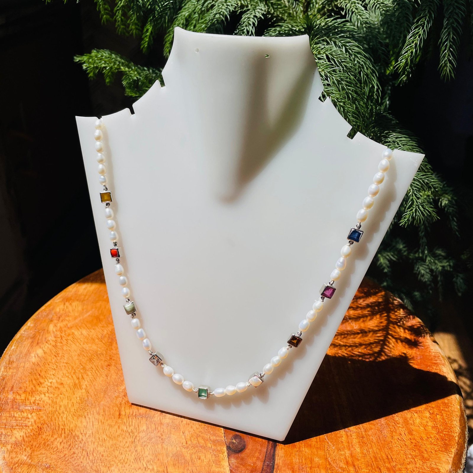 Elegant Pearl Beads Mala Necklace with Navratna Precious Gemstone