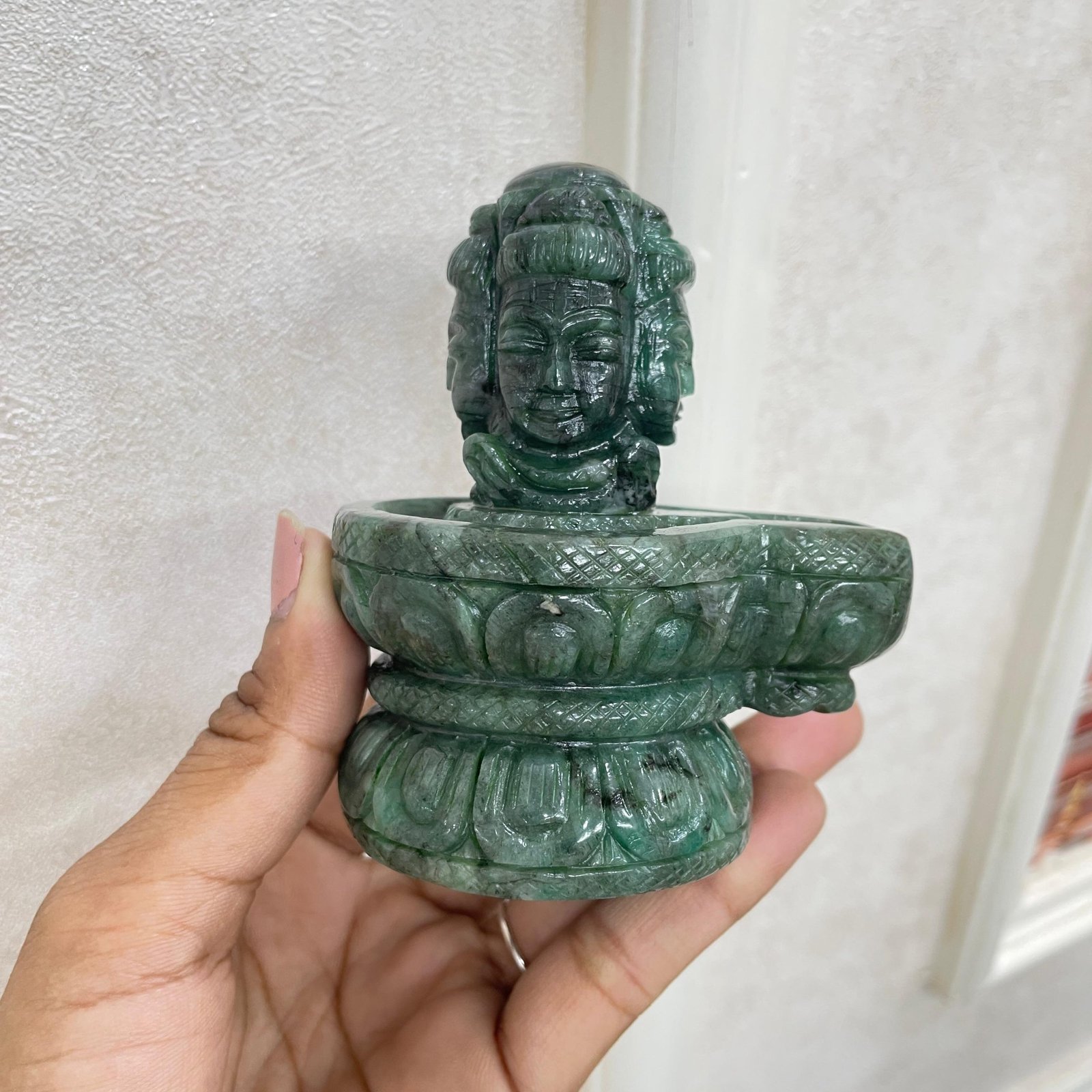 Emerald Pashupatinath Shivling - Original Emerald Shivling with Certificate - Image 3