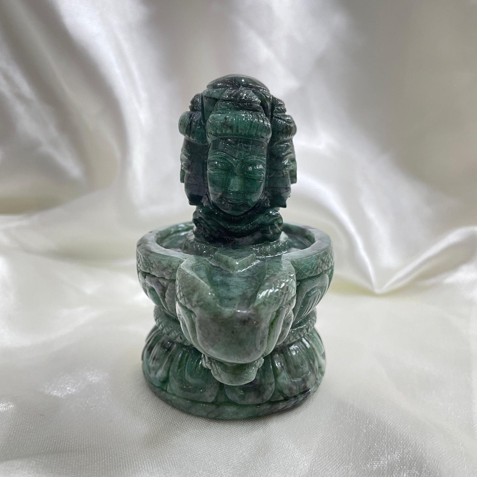 Emerald Pashupatinath Shivling - Original Emerald Shivling with Certificate - Image 2