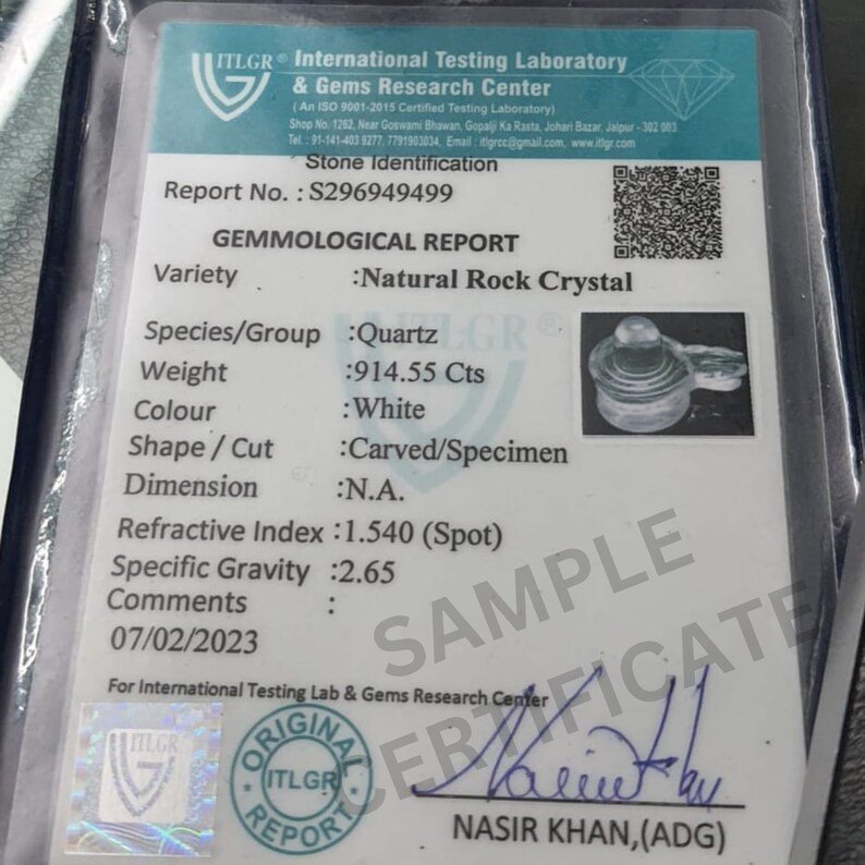 Natural Crystal Skull: Hand Carved Sphatik skull - Image 2