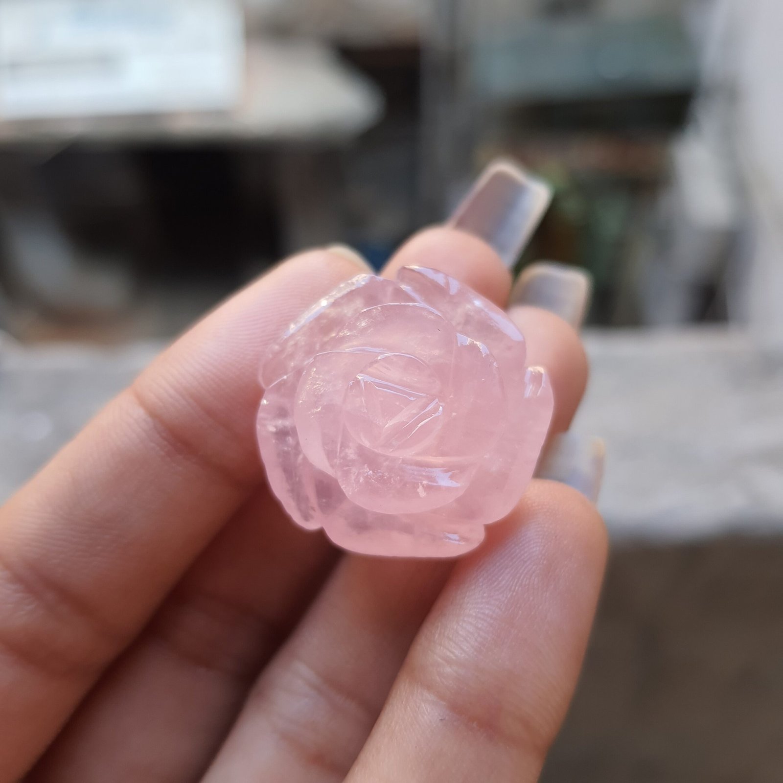 Pink Rose quartz Flowers - Image 3