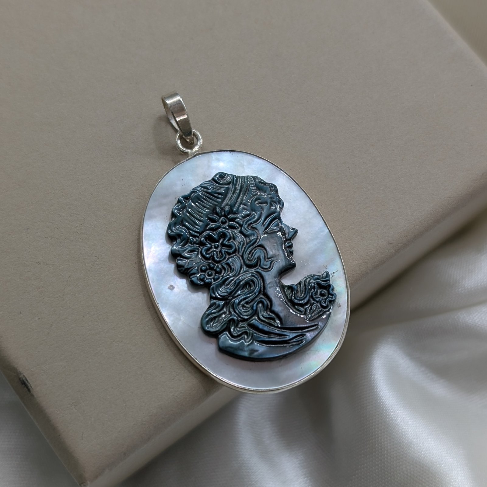 Victorian Cameo Pendant, Silver Pendant - Image 5