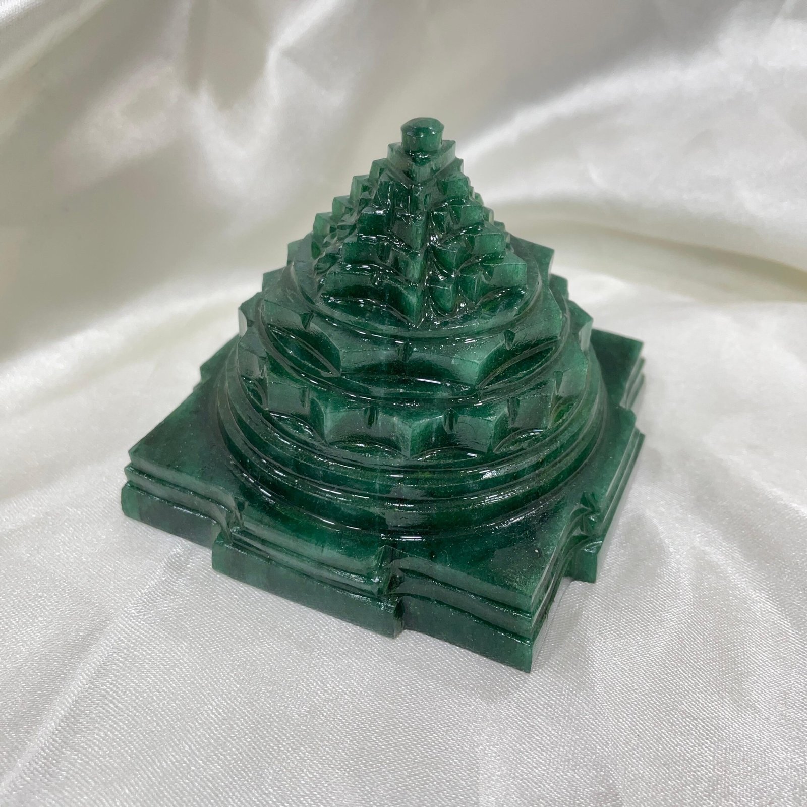 Green Jade Shree Yantra, Margaj Meru Yantra - Image 8
