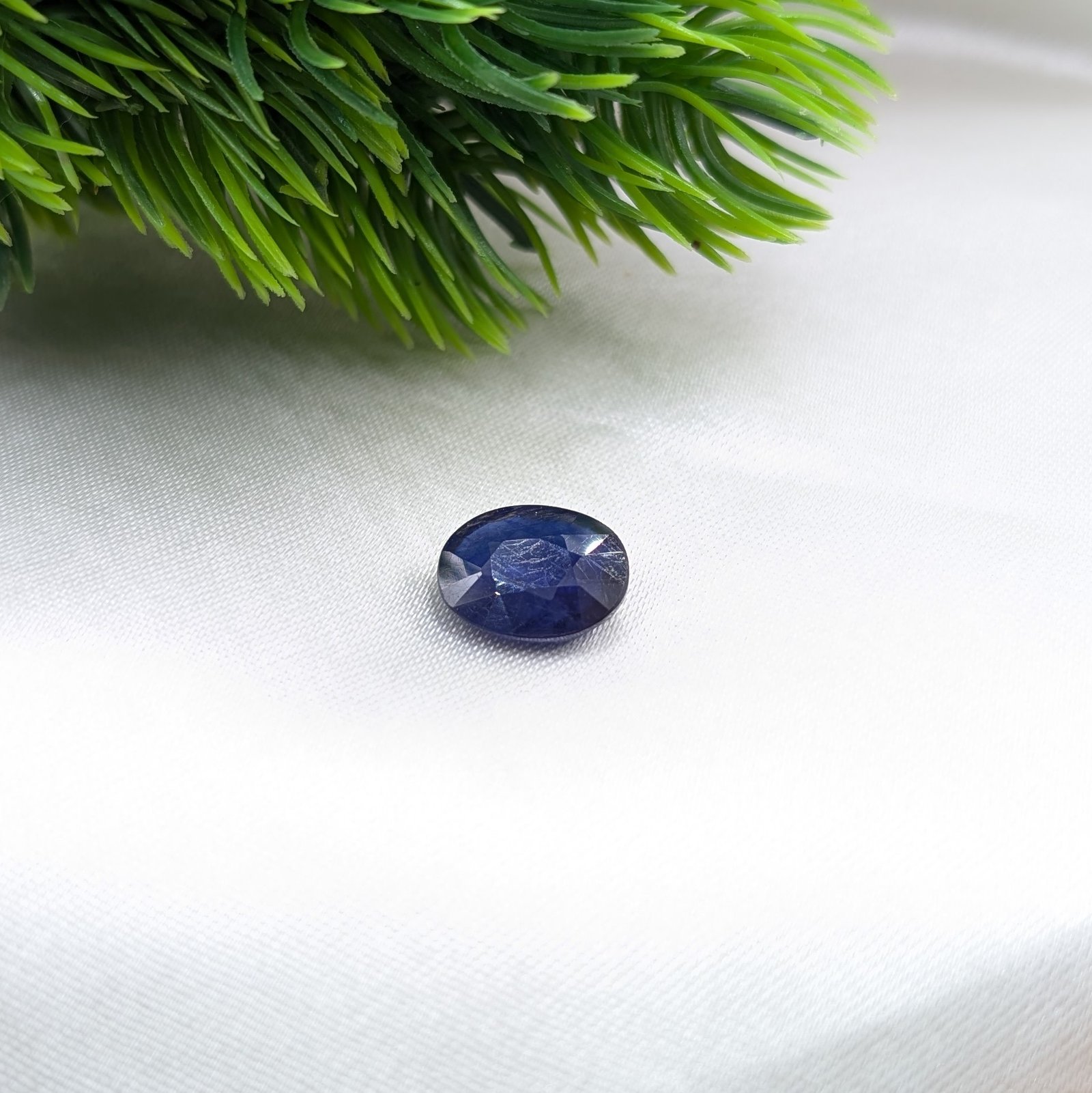 Original Blue Sapphire (Neelam) Gemstone 6.94 carats - Image 5