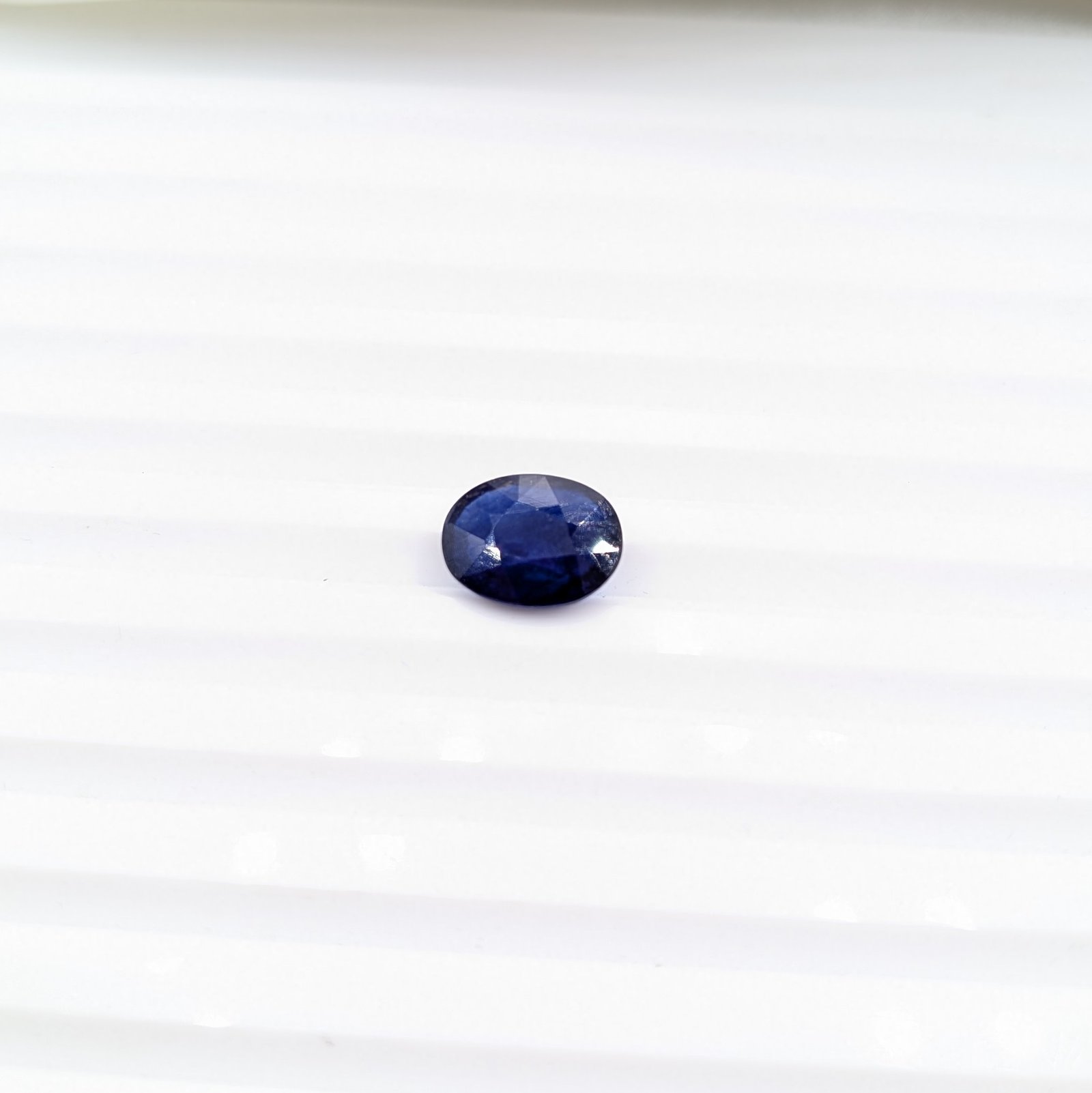 Original Blue Sapphire (Neelam) Gemstone 6.94 carats - Image 4