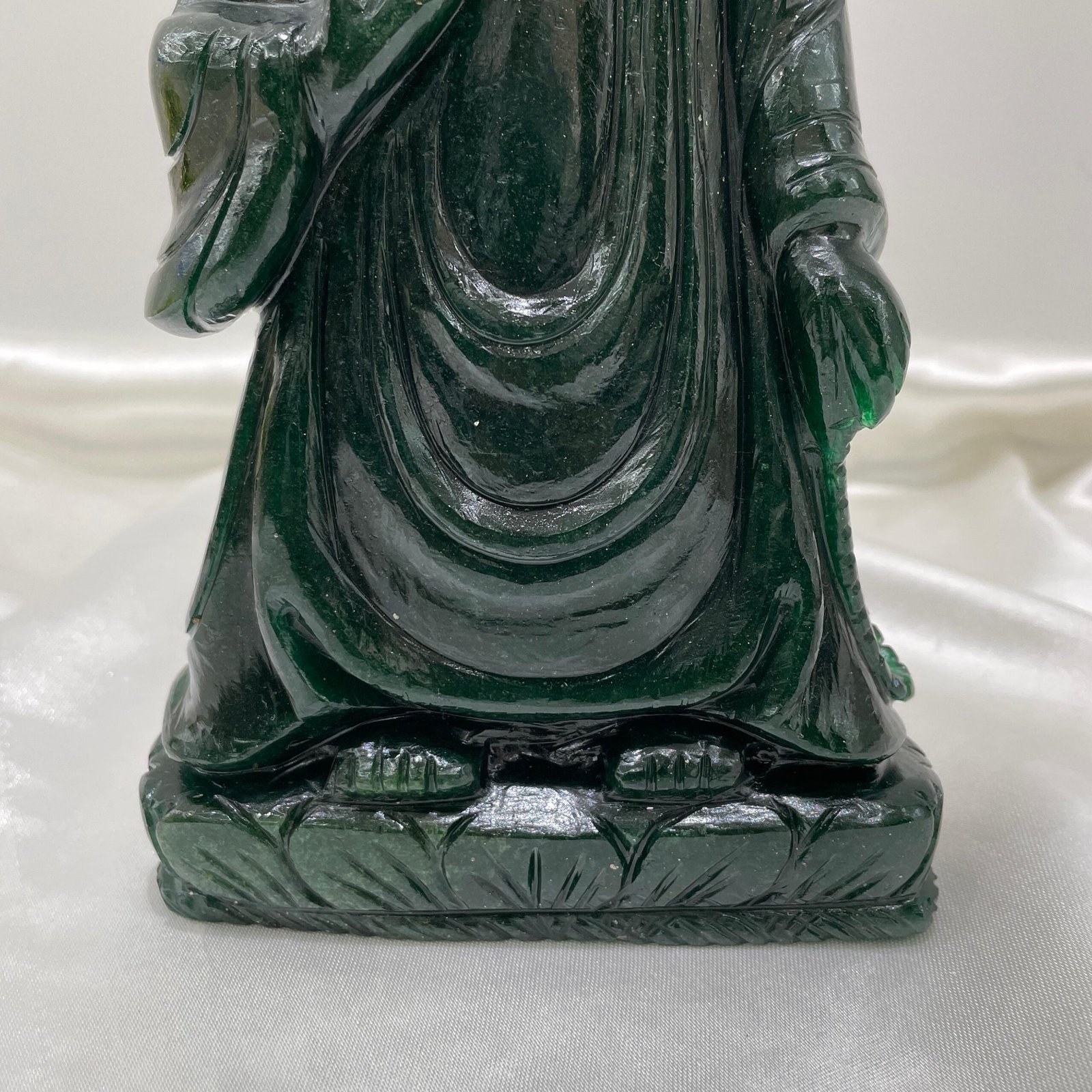 Green Jade Buddha statue for Meditation Spiritual Home Altar Gift, Gemstone God Buddha Idol - Image 3
