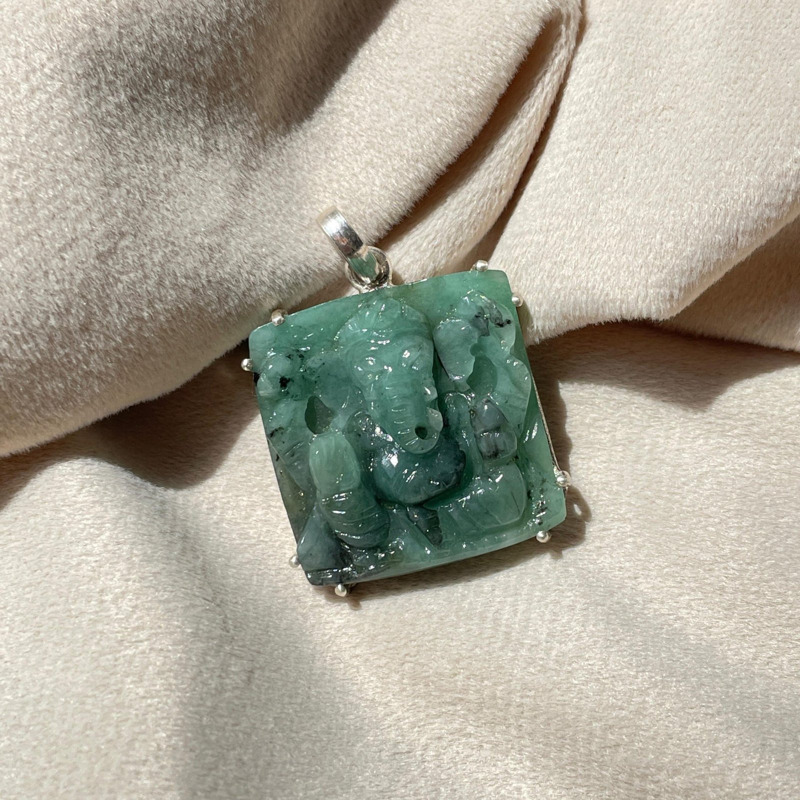 Original Emerald Ganesha Pendant 92.5 Silver Pendant - Image 2